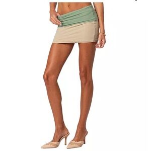 NWT Edikted Reversible Fold Over Mini Skirt in Green and Beige